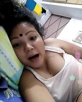 Bengalce sürtük üzerinde webcam 7
