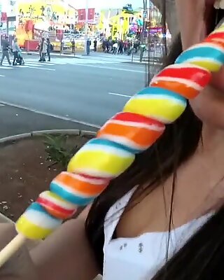 Teini koulutyttö vittu julkisessa karnevaalilla Teneriffalta