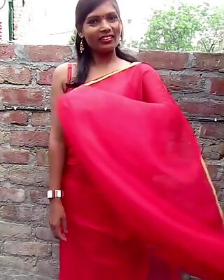Le plus chaud bhabhi sari dans un style sexy, sari de couleur rouge