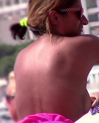 Beach Voyeur Topless Indian MILF big saggy boobs sideblouse