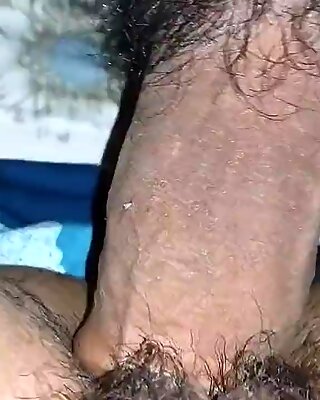 Surya Fucking Hot Esposa Echando Dedo Peludas Caño