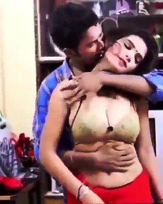 حمالة صدر الجنس مع ديسي هندية Bhabhi -